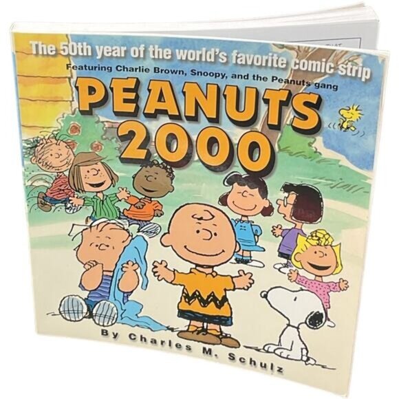 Peanuts 2000 Comic Book By Charles M. Schulz - Picture 1 of 5